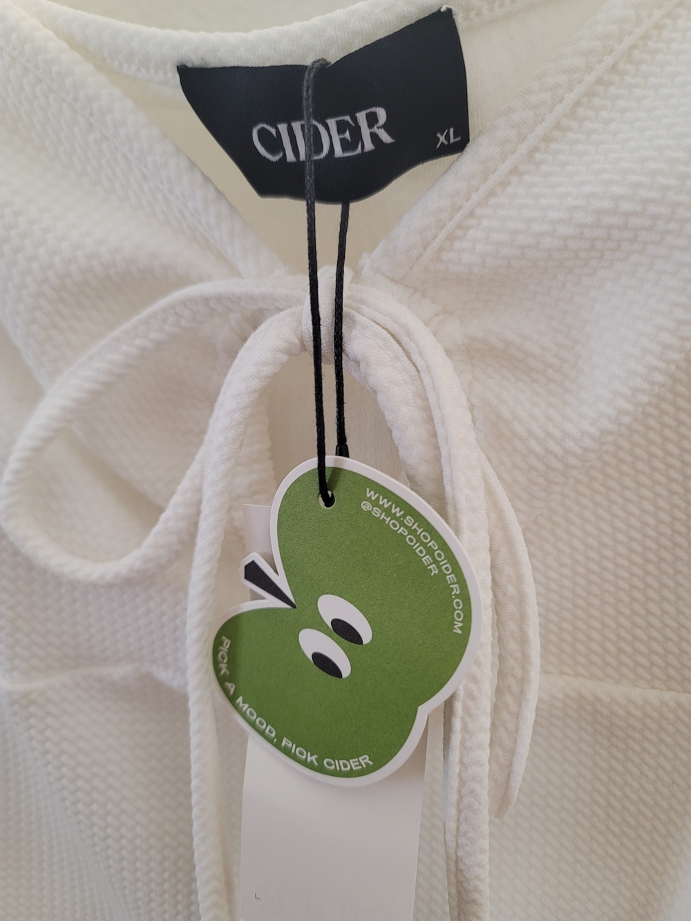 Cider White Textured Tie-Front Women’s Dress